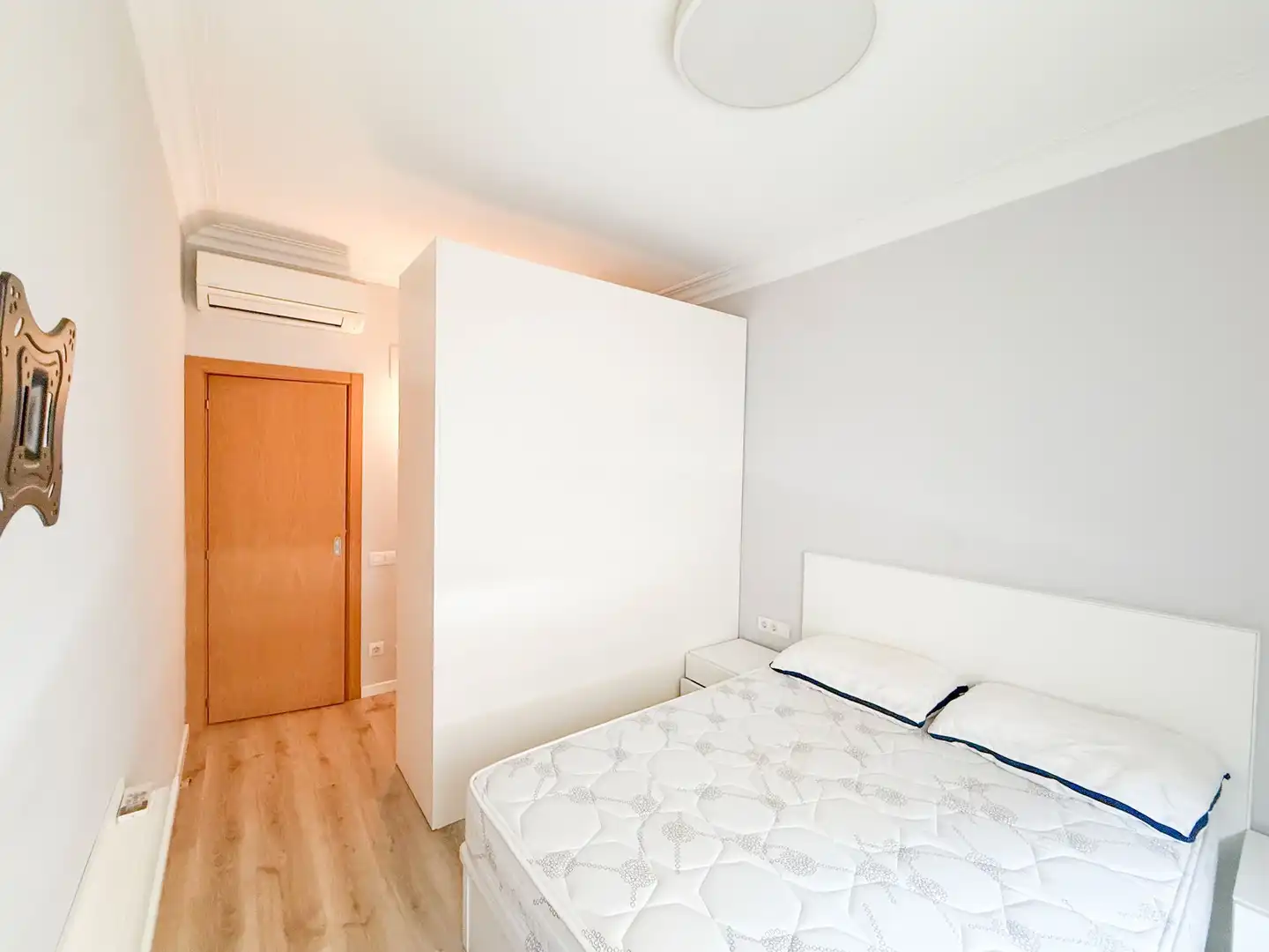 Habitación de Piso en venta en Barcelona con Aire acondicionado, Calefacción y Amueblado