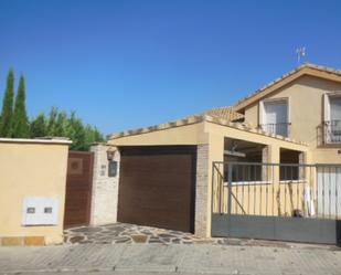 Exterior view of Single-family semi-detached for sale in Seseña