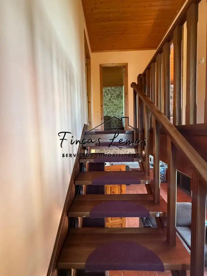 Casa o chalet en venta en Vimianzo con Calefacción, Jardín privado y Terraza
