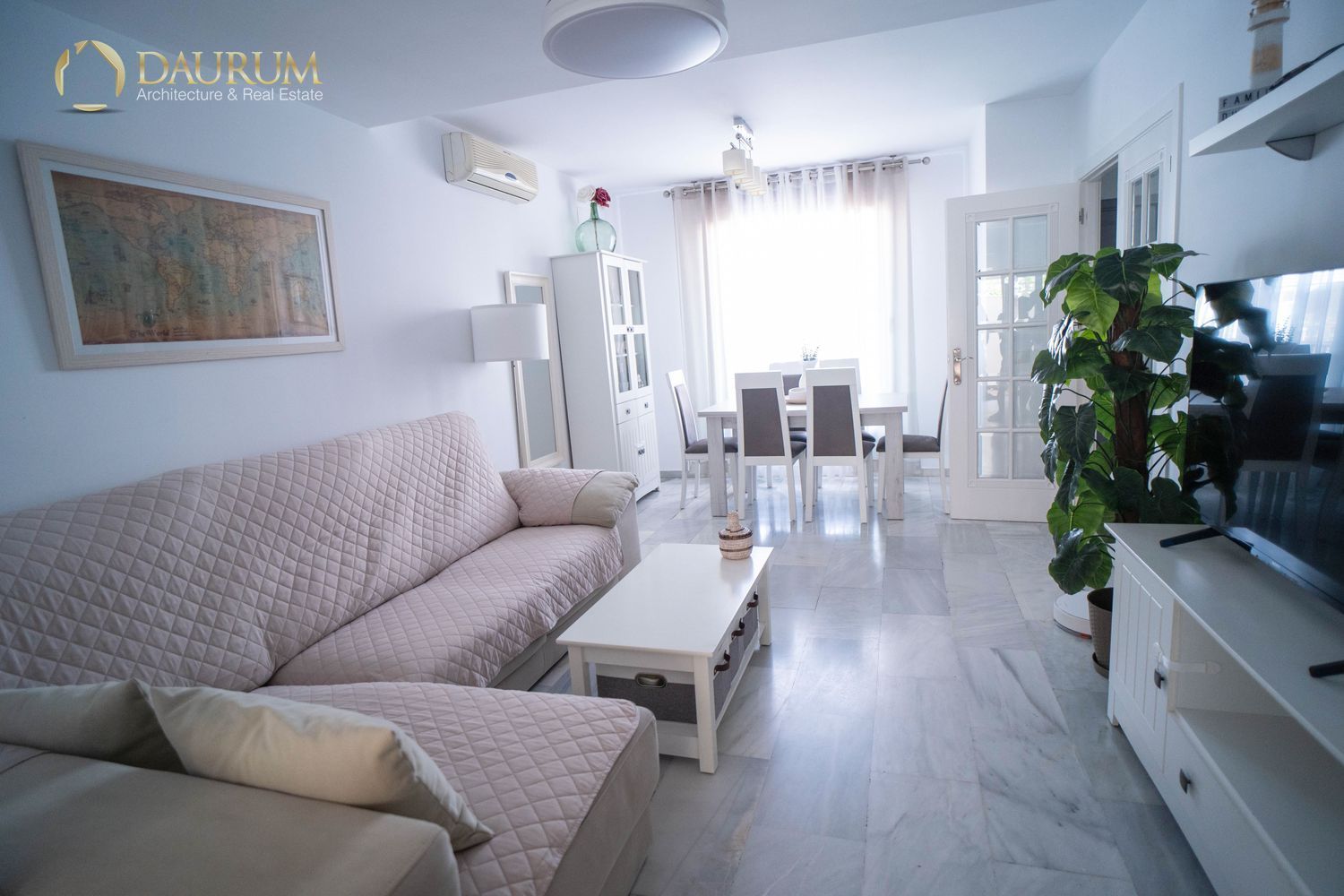 Living room of Single-family semi-detached for sale in Mijas  with Air Conditioner, Terrace and Storage room