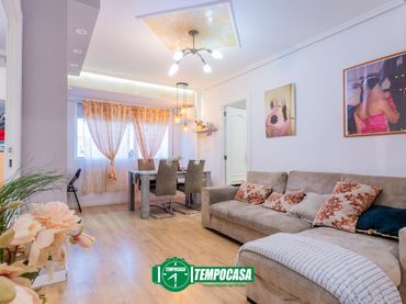Wohnung mit Aufzug zum Verkauf in Carrer dels Lleons 17