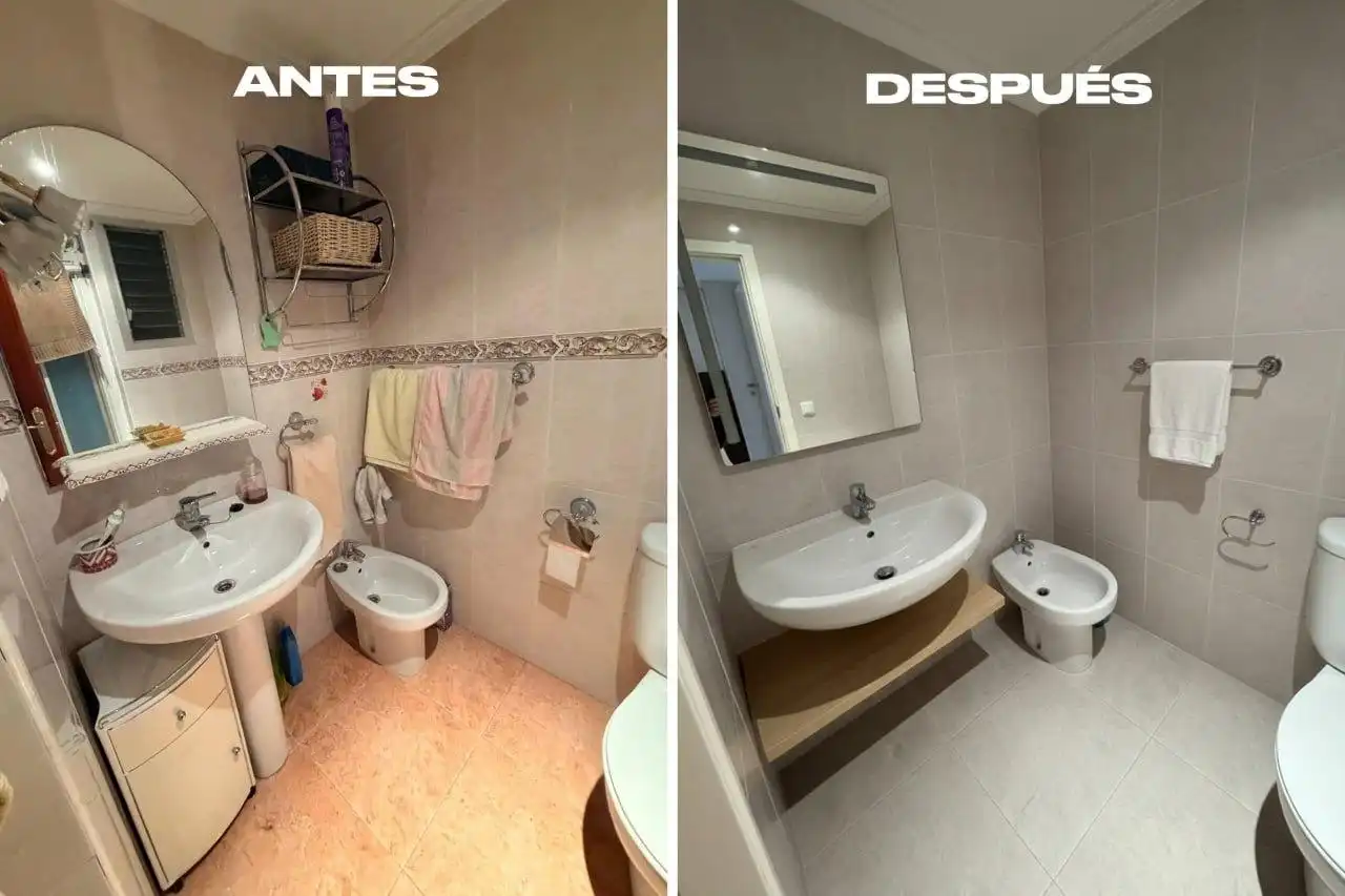 Bany de Apartament en venda en Valencia amb Aire condicionat i Balcó