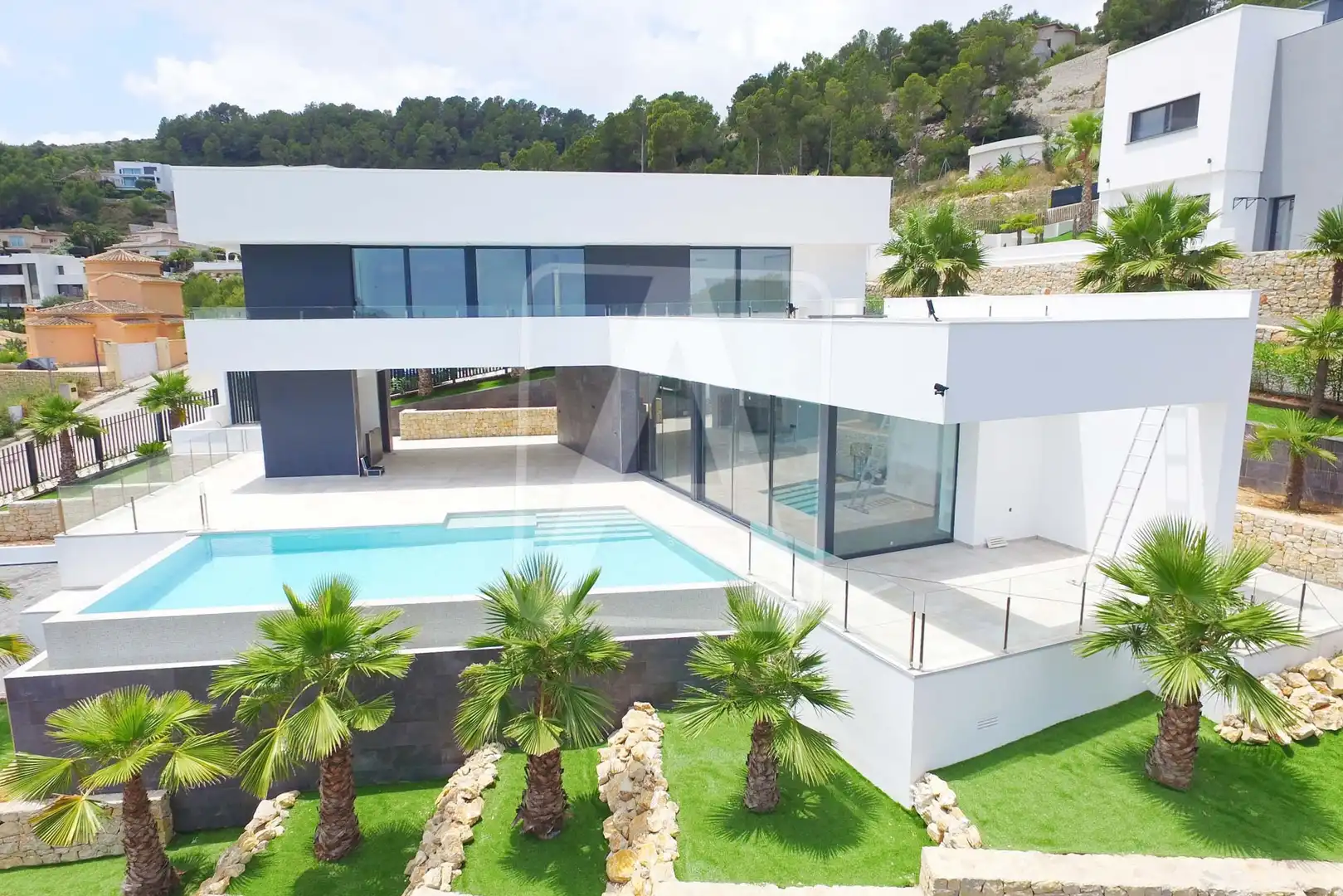 Chalet con piscina en venta en Partides comunes - Adsubia