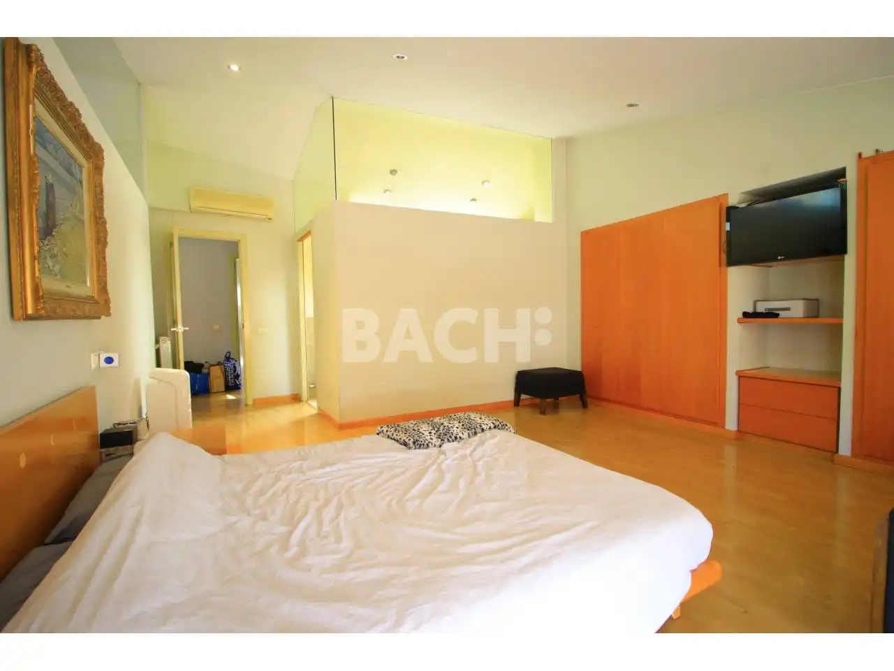 Habitación de Ático en venta en Vic con Aire acondicionado, Calefacción y Parquet