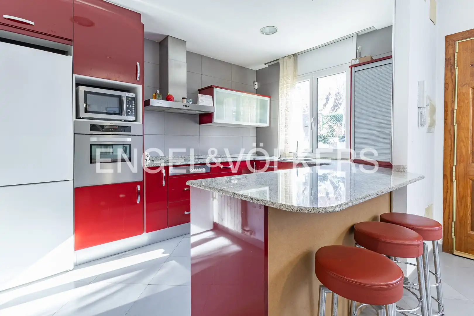 Kitchen of Houses for sale in Sant Cugat del Vallès  with Air Conditioner, Heating and Private garden