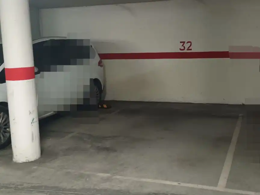 Aparcament de Garatge en venda en Monzón