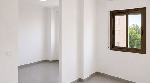 Foto 3 de Piso en venta en Avinguda de Catalunya, Les Planes, L'Hospitalet de Llobregat