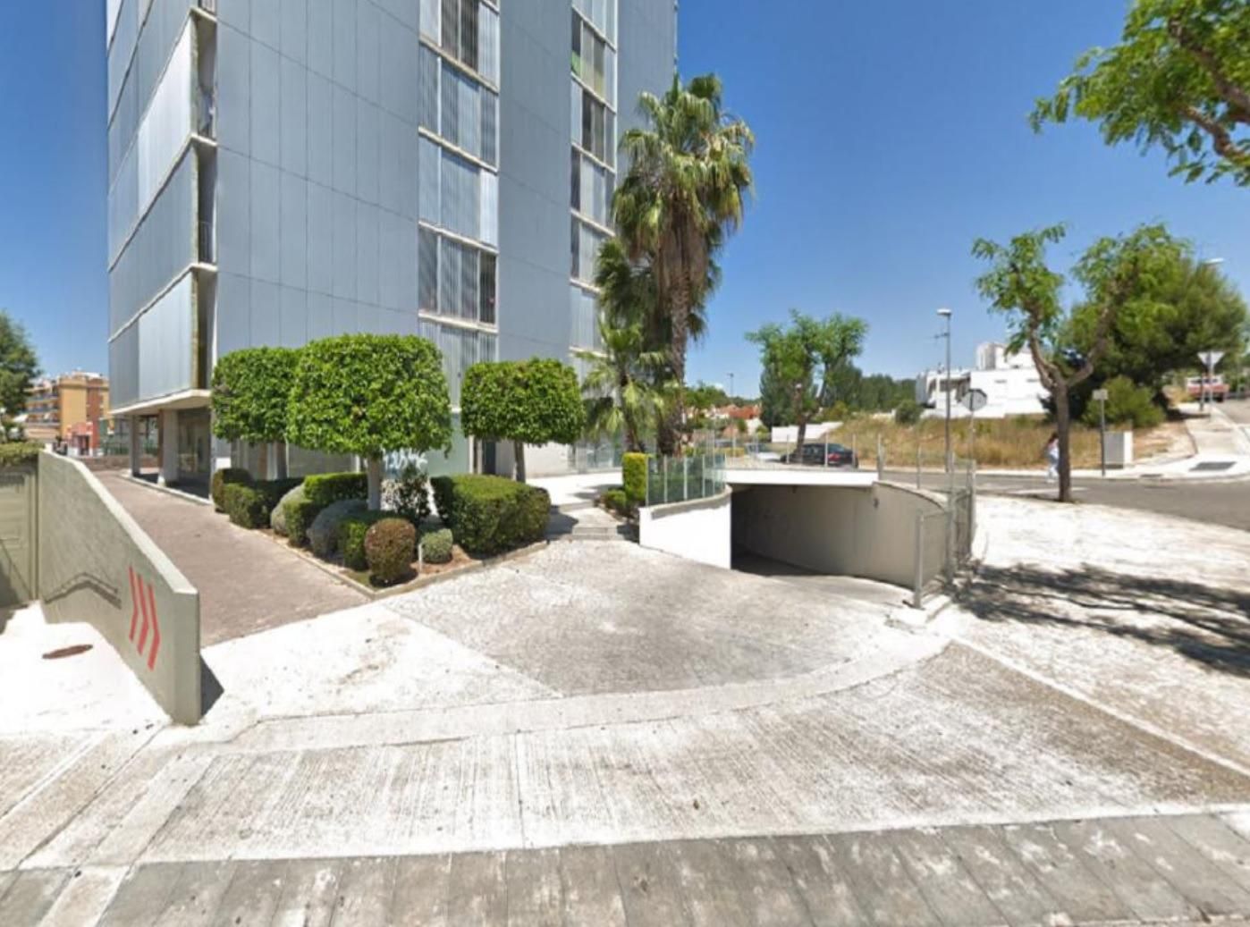 Vista exterior de Local en venda en Cunit