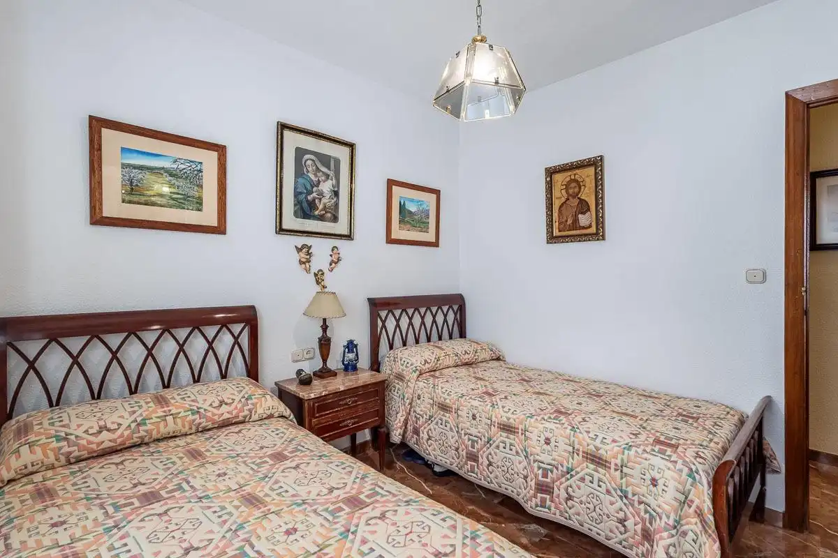 Habitación de Piso en venta en Granada con Aire acondicionado, Calefacción y Terraza