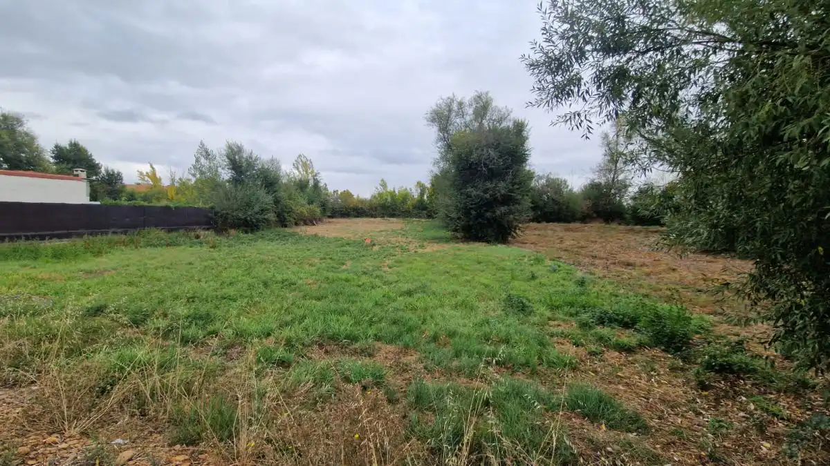 Terreni e lotti in vendita a Ruta Jacobea 69, imagen 3