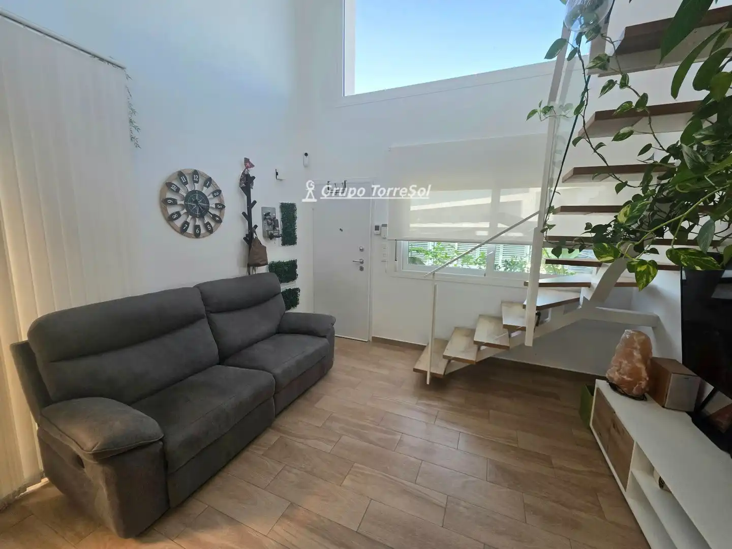 Casa aparellada amb piscina en venda a Chipre, imagen 11