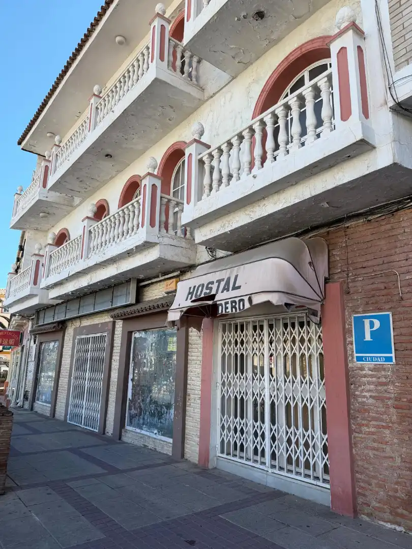 Immobles singulars amb ascensor en venda a Avenida Reyes Católicos, imagen 6