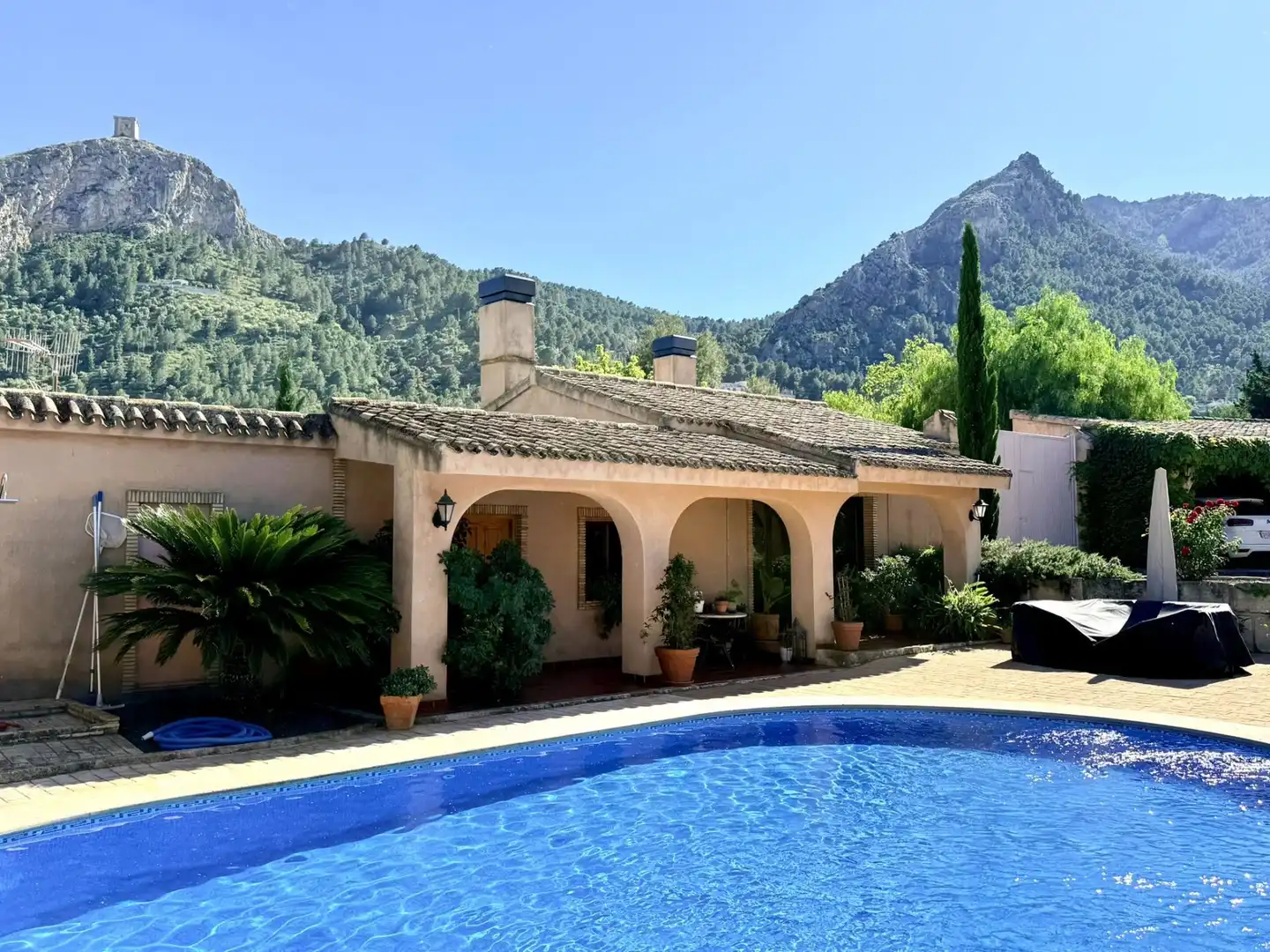 Vista exterior de Casa o chalet en venta en Cocentaina con Calefacción, Jardín privado y Terraza