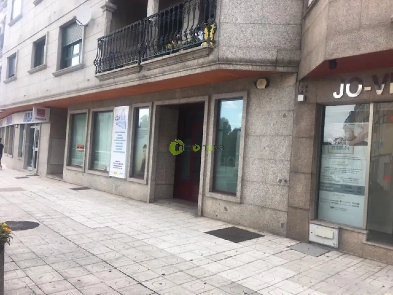 Local comercial en venta en O Porriño
