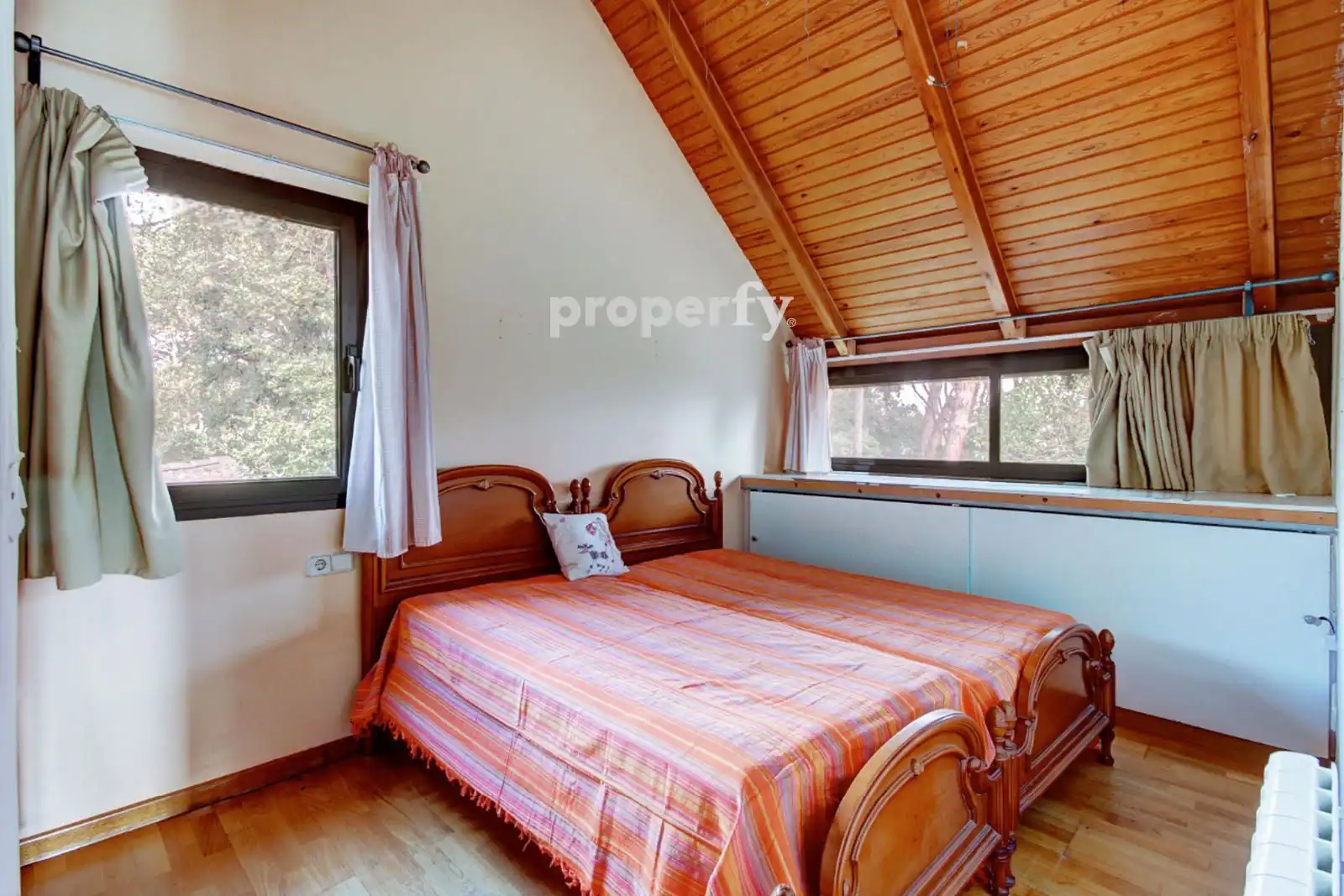 Bedroom of Houses for sale in Caldes de Malavella  with Heating, Private garden and Parquet flooring