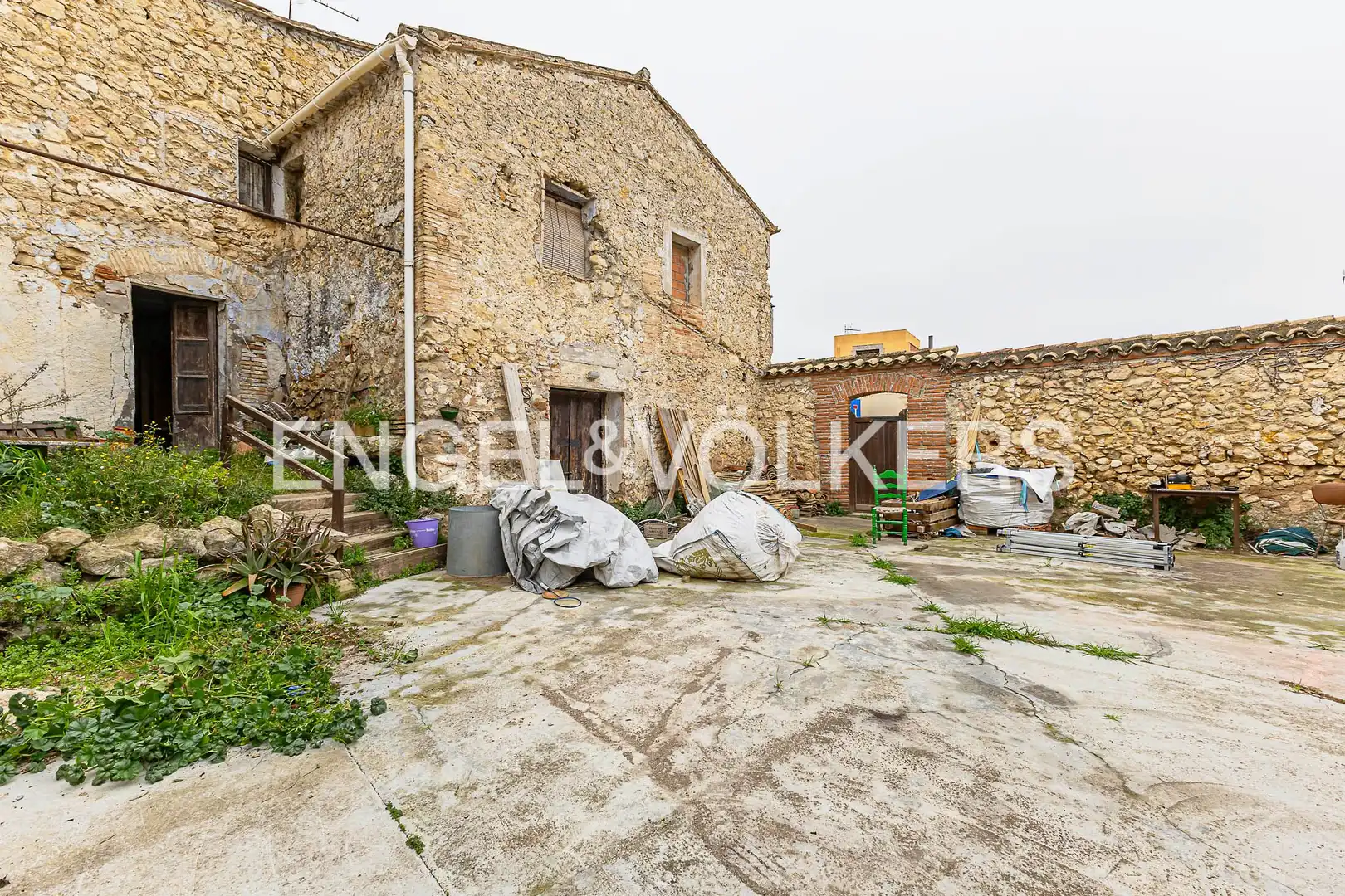 Exterior view of Houses for sale in La Granada  with Heating, Private garden and Terrace