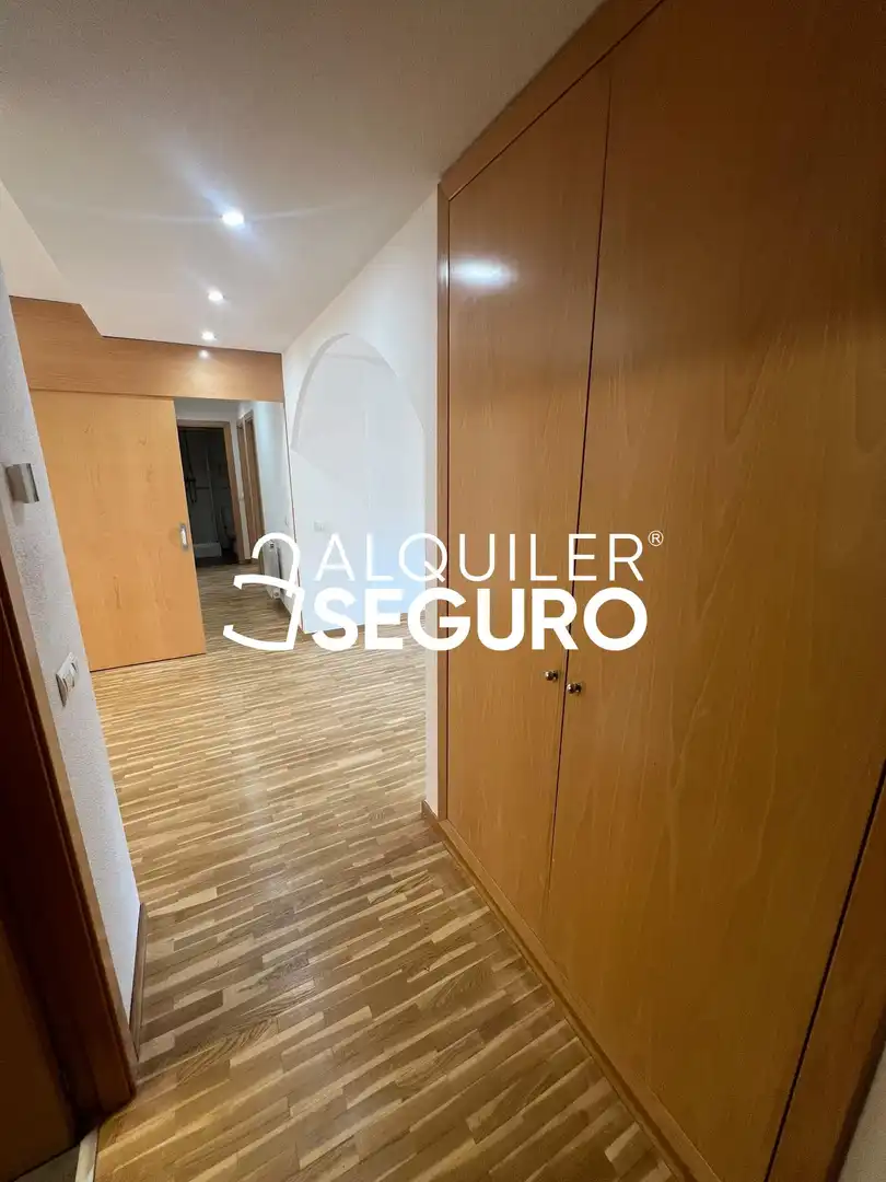Wohnung zur Miete in Madrid mit Klimaanlage, Heizung und Terrasse