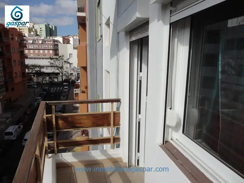Terraza de Piso en venta en Santa Cruz de Tenerife con Amueblado, Horno y Lavadora