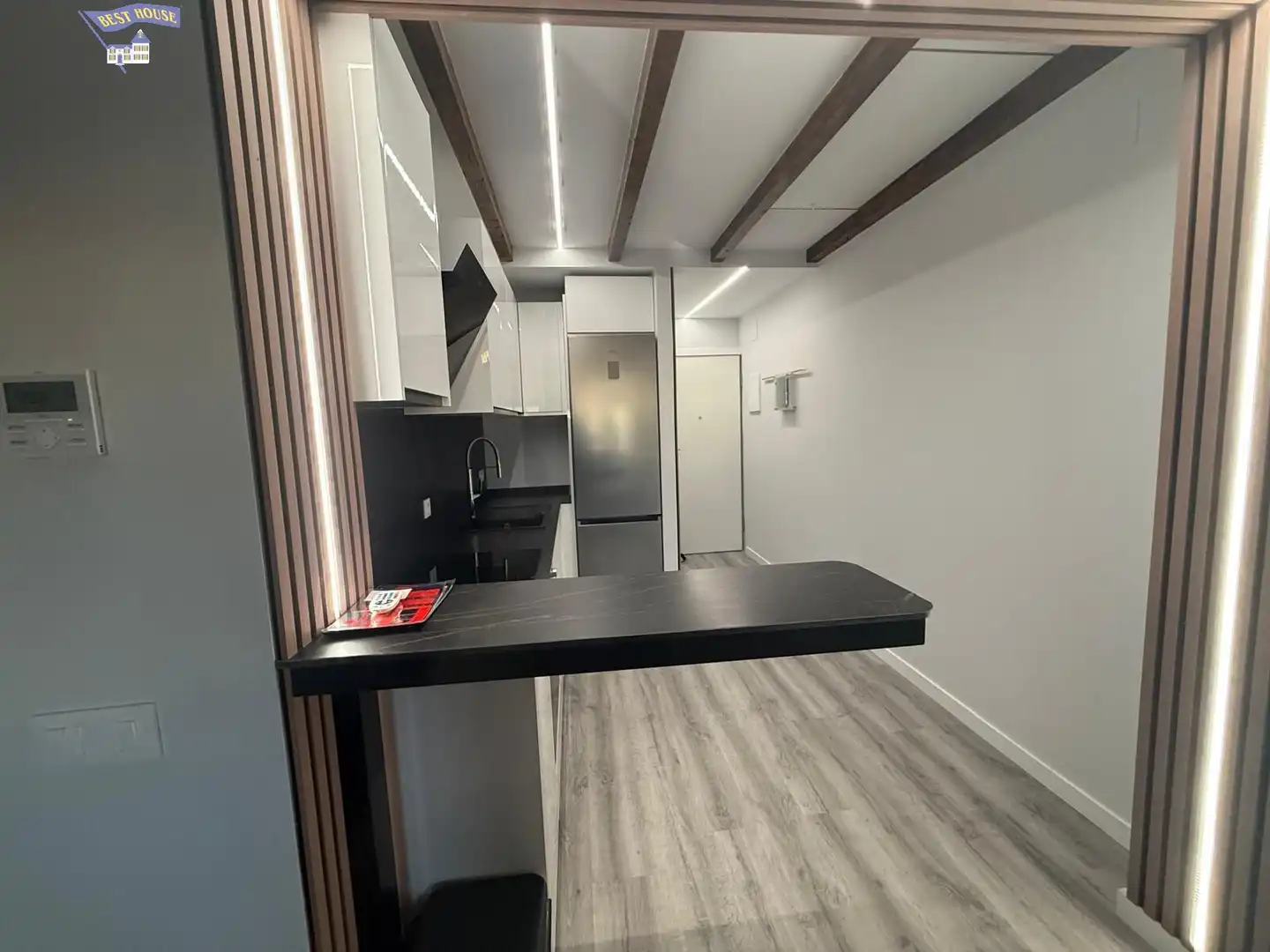 Cocina de Apartamento en venta en Mollet del Vallès con Aire acondicionado, Calefacción y Parquet