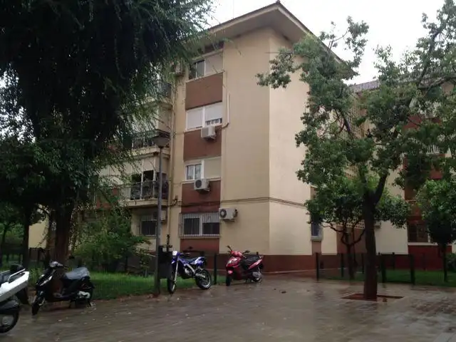 Vista exterior de Pis en venda en Sevilla