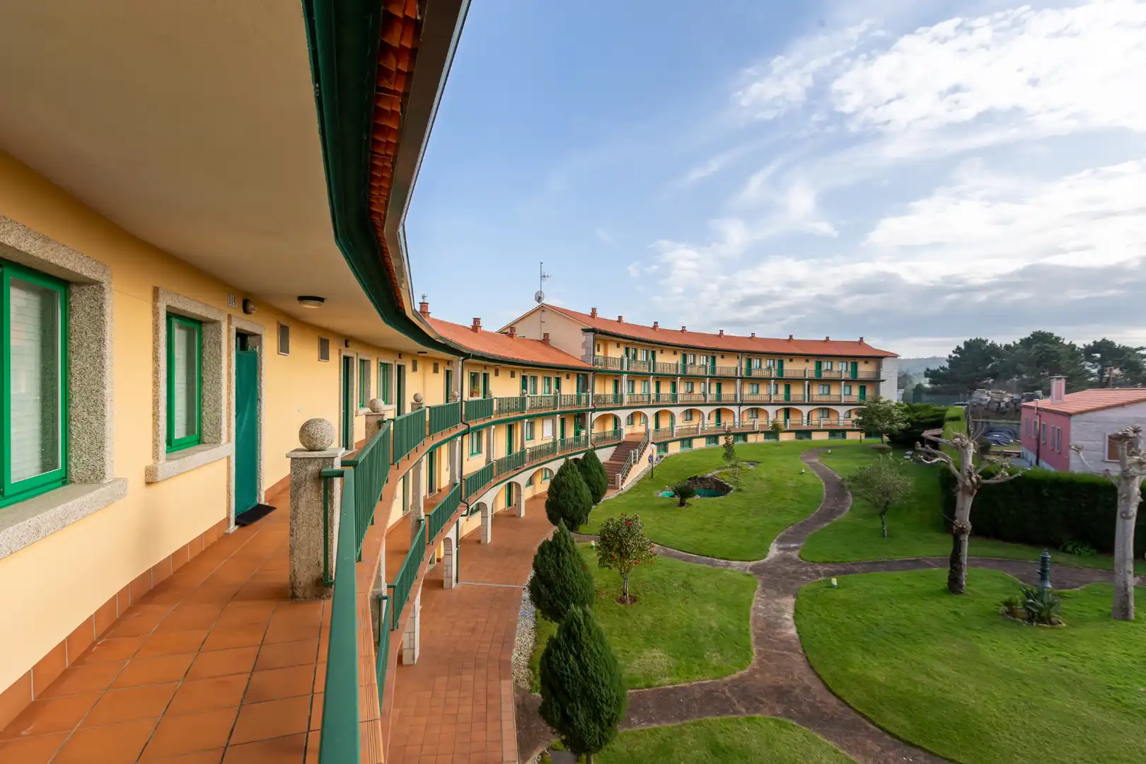Vista exterior de Apartament en venda en Sanxenxo amb Terrassa, Traster i Moblat