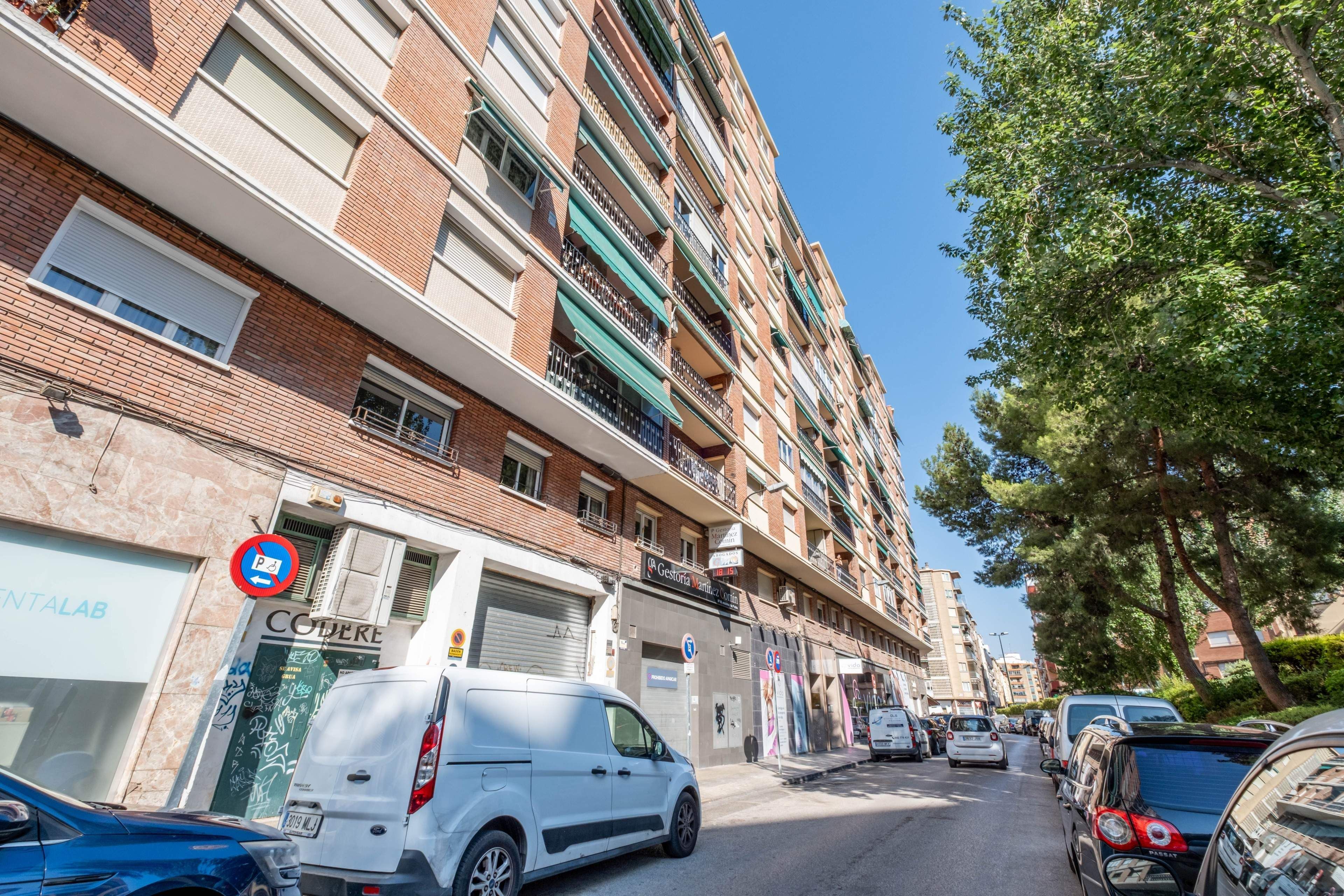 Exterior view of Flat for sale in  Zaragoza Capital  with Heating and Terrace