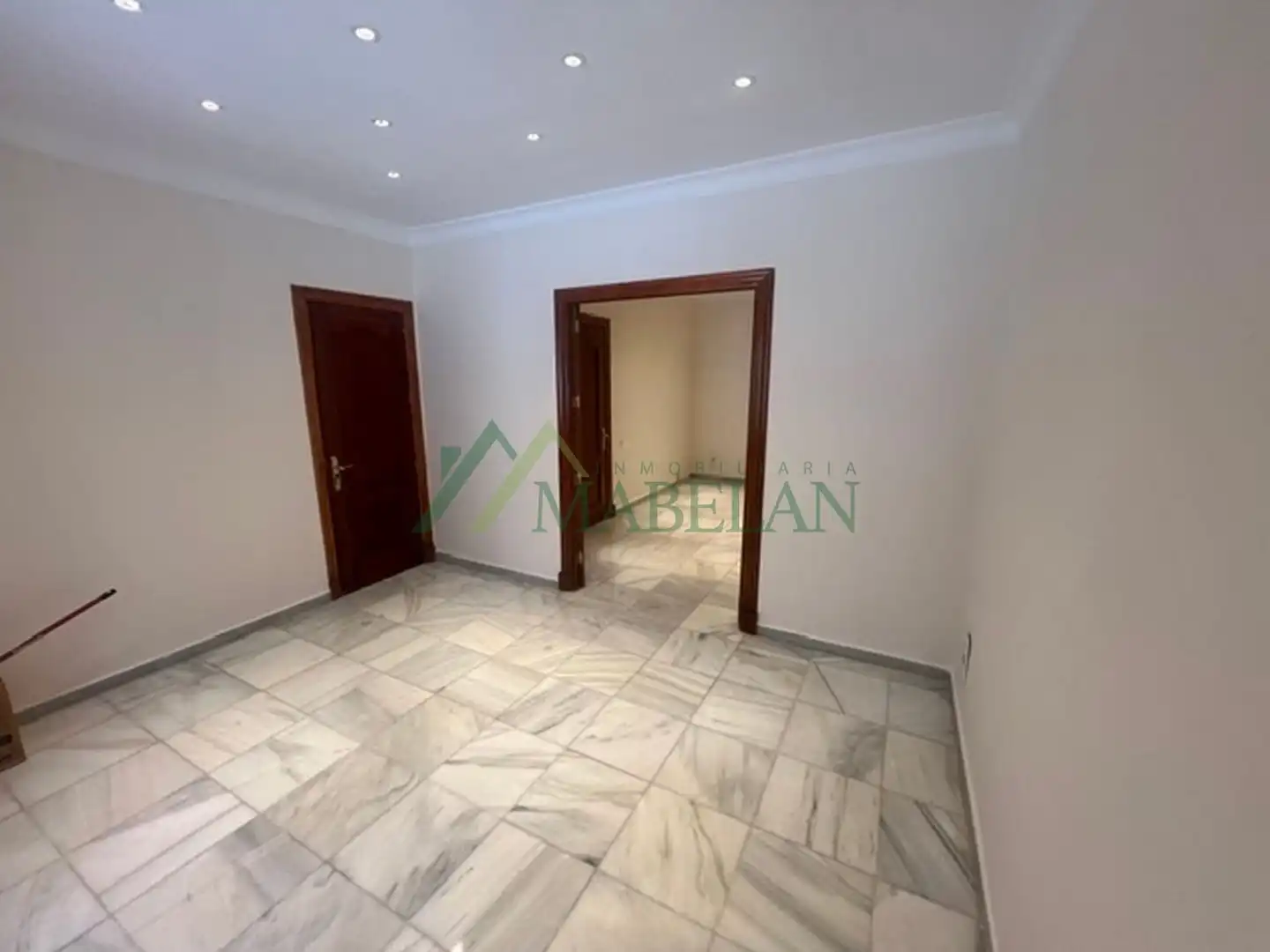 Office for rent in Jerez de la Frontera  with Heating
