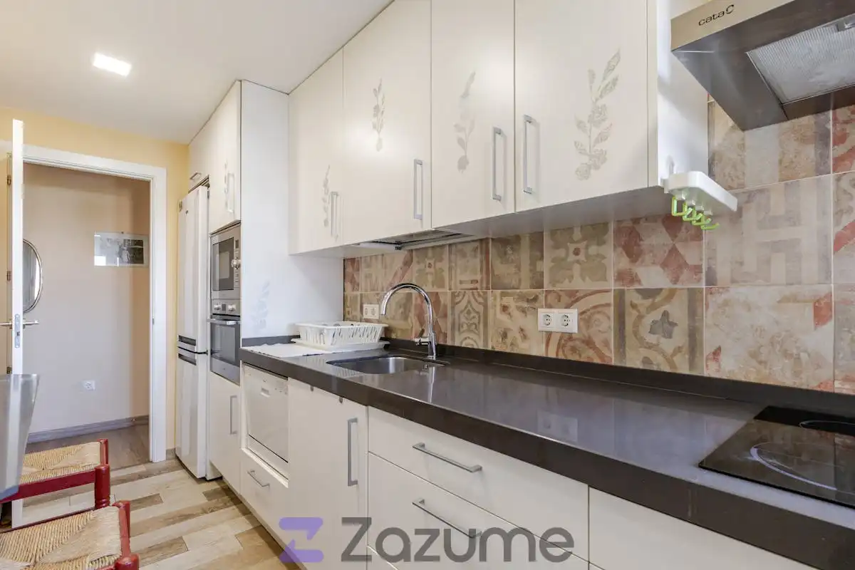 Kitchen of Flat for rent in Madrid  with Air Conditioner, Heating and Furnished