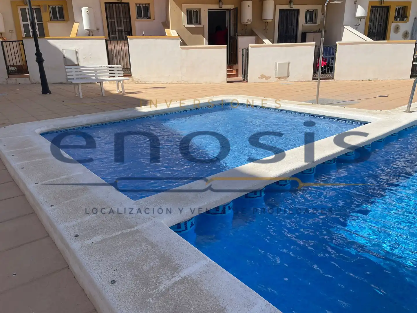 Schwimmbecken von Einfamilien-Reihenhaus zum Verkauf in Torre-Pacheco mit Klimaanlage, Terrasse und Möbliert