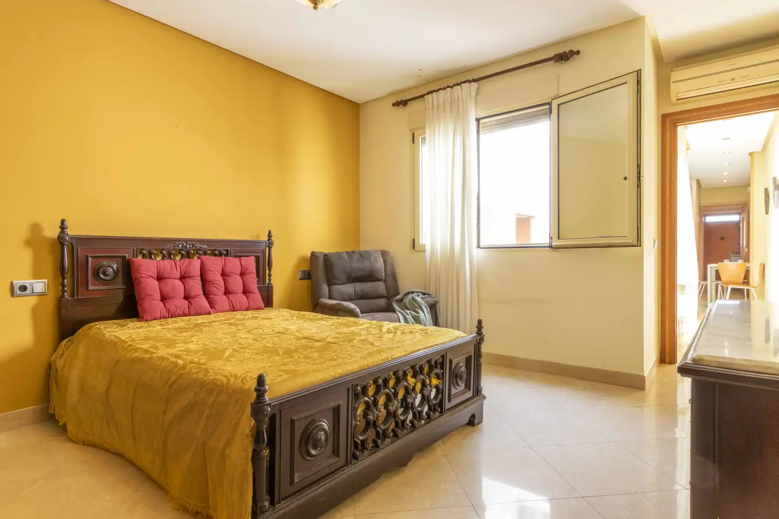 Habitación de Casa o chalet en venta en Rafelbuñol / Rafelbunyol con Trastero y Balcón