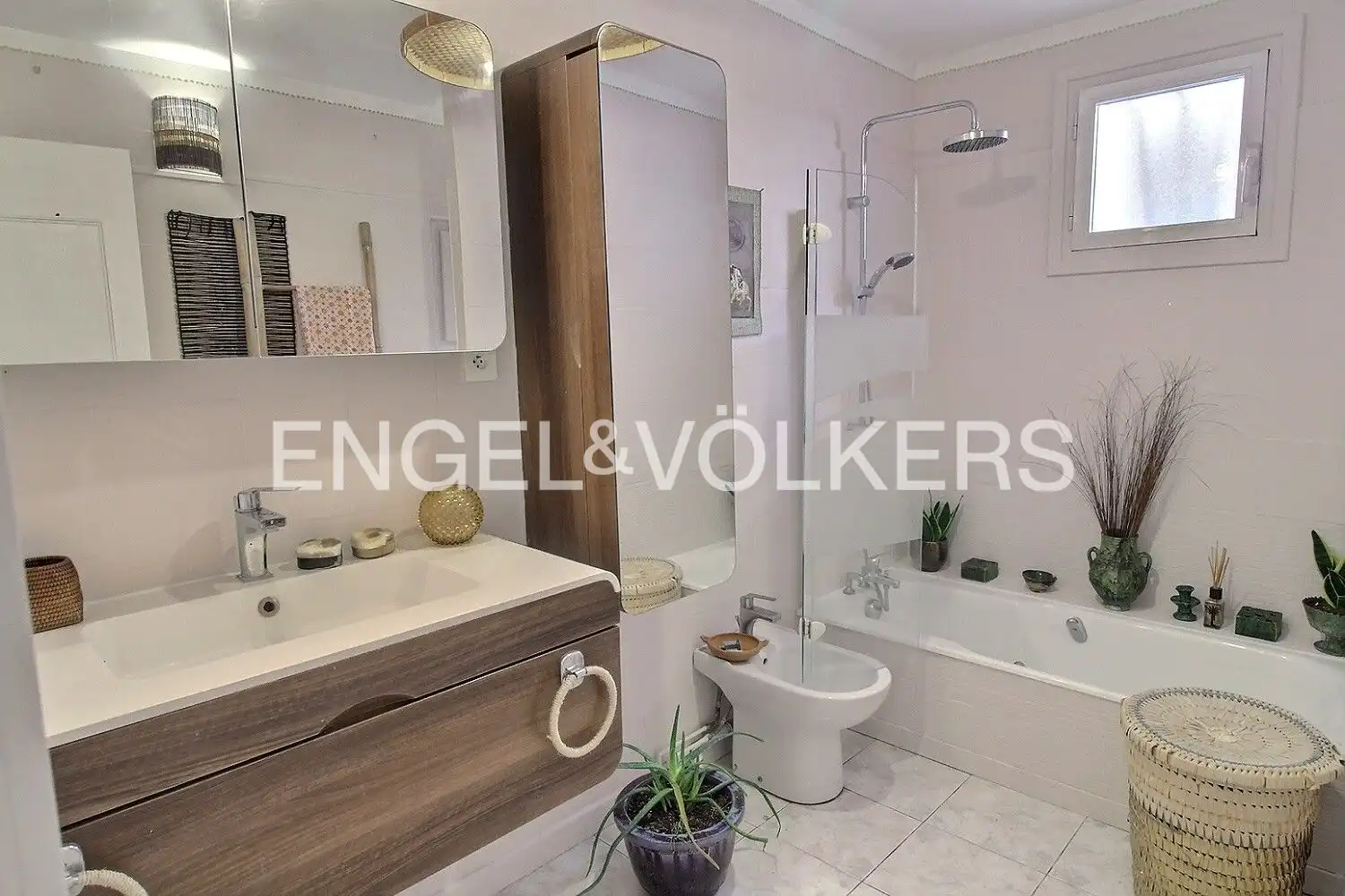 Baño de Apartamento en venta en Biarritz con Calefacción, Jardín privado y Terraza