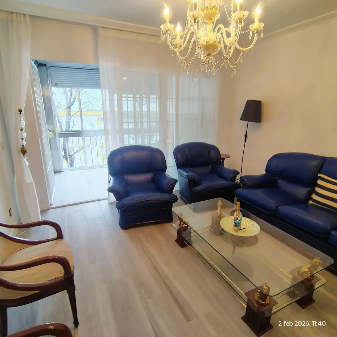 Sala de estar de Piso de alquiler en Sevilla con Aire acondicionado y Amueblado