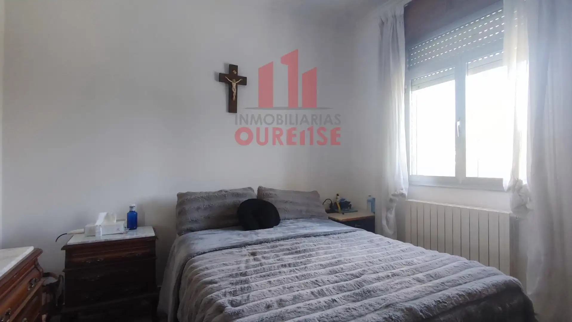 Dormitori de Casa o xalet en venda en Ourense Capital  amb Calefacció i Balcó