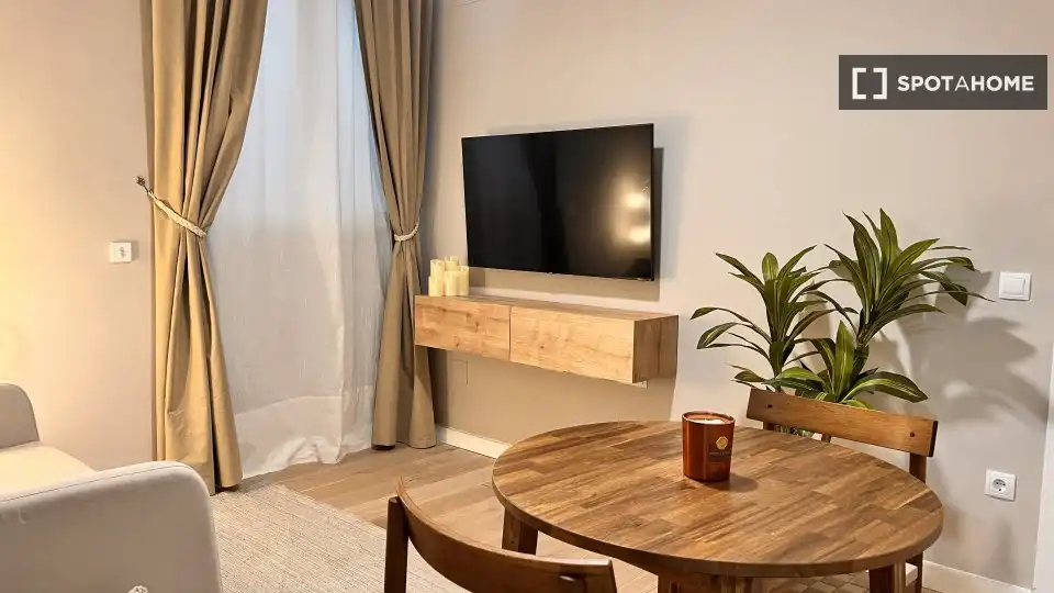 Wohnung zur Miete in Centro, imagen 7