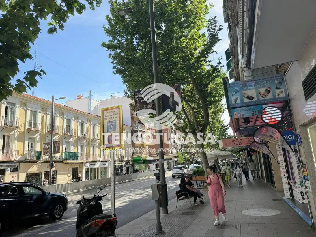 Vista exterior de Pis de lloguer en Madrid amb Calefacció, Forn i Rentadora