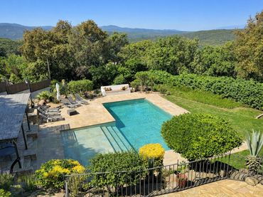 Haus mit Pool zum Verkauf in de la Volta Ginesta