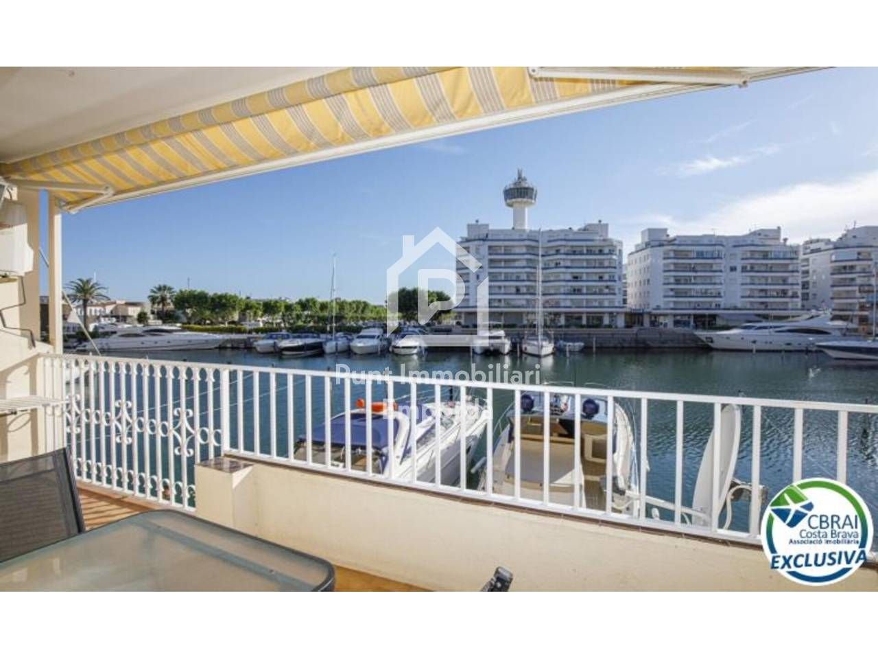 Vista exterior de Apartament en venda en Empuriabrava amb Aire condicionat, Calefacció i Terrassa