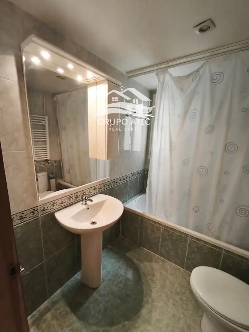 Baño de Apartamento en venta en Burriana / Borriana con Calefacción, Terraza y Amueblado