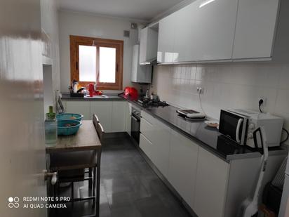 Kitchen of Flat for sale in  Lleida Capital  with Heating, Furnished and Oven