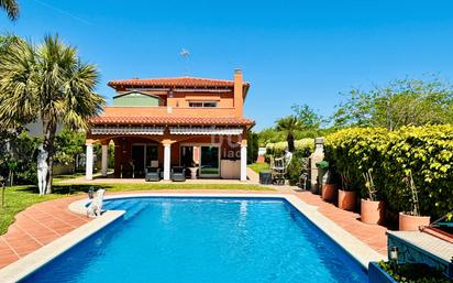 Jardí de Casa o xalet en venda en Roda de Berà amb Aire condicionat, Terrassa i Piscina