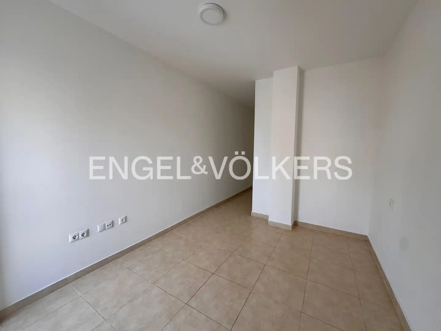 Wohnung zur Miete in Dénia mit Klimaanlage, Heizung und Balkon