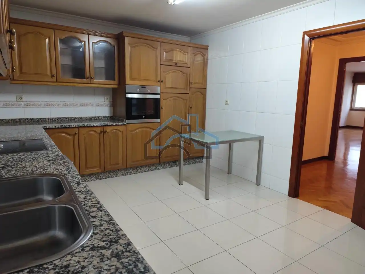Cuina de Pis de lloguer en A Coruña Capital  amb Calefacció, Parquet i Traster