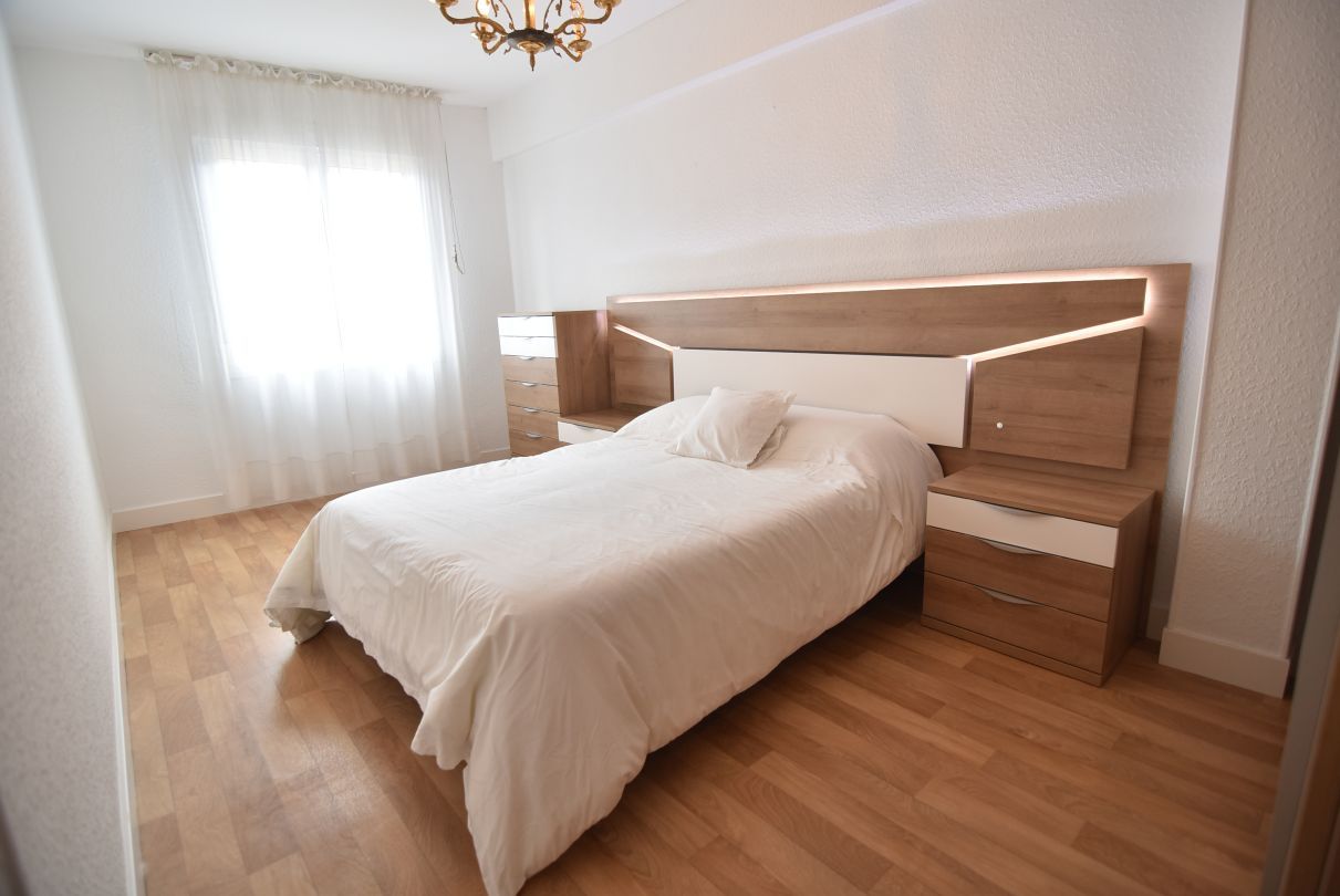 Bedroom of Flat for sale in Eibar  with Terrace, Furnished and Balcony