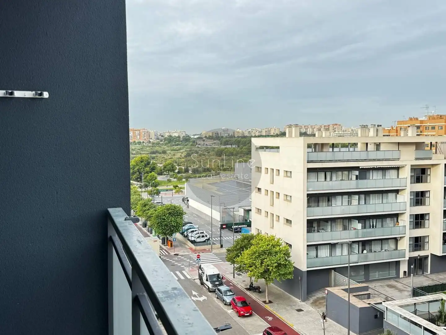 Appartement avec piscine à vendre à Calle Poeta José Agustín Goytisolo, imagen 29