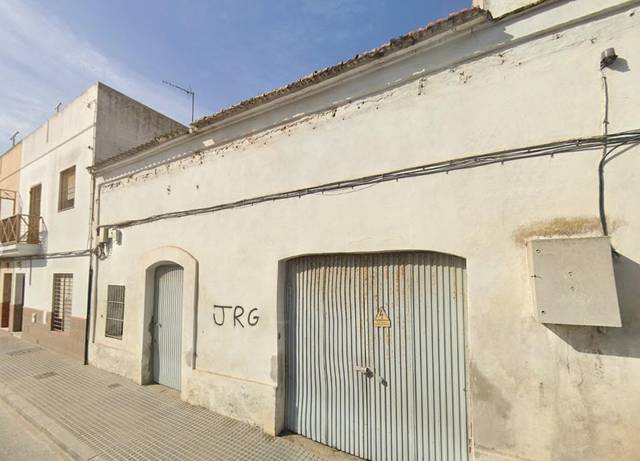 Casa-chalet en Venta en Centro