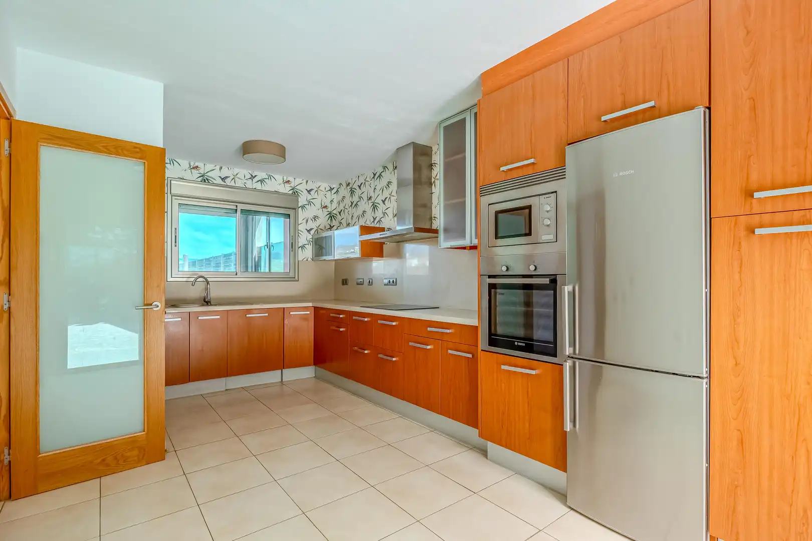 Cocina de Casa o chalet de alquiler en Telde con Jardín privado, Terraza y Trastero