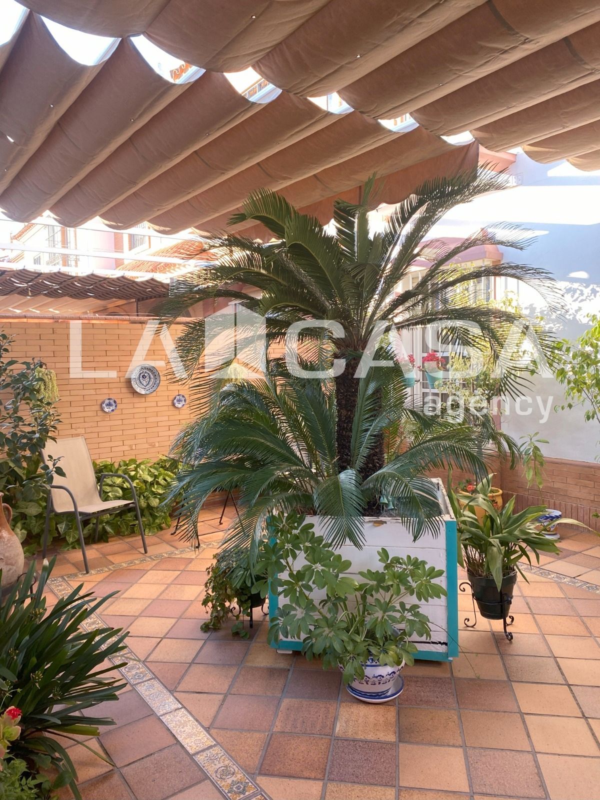 Terrace of Single-family semi-detached for sale in Dos Hermanas  with Balcony