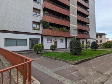 Business premises for sale in Karmen Kalea 31