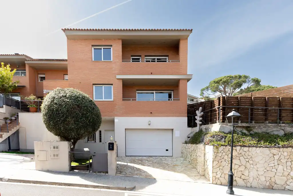 Casa amb terrassa en venda a Sant Vicenç centre, imagen 5