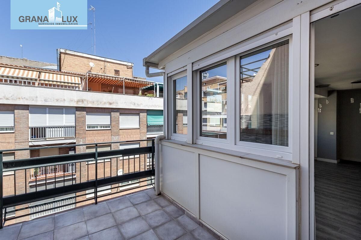 Terraza de Piso en venta en  Granada Capital con Aire acondicionado, Calefacción y Terraza